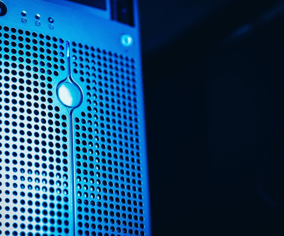 Baie informatique et réseau installée par ET2S pour une entreprise du Tarn